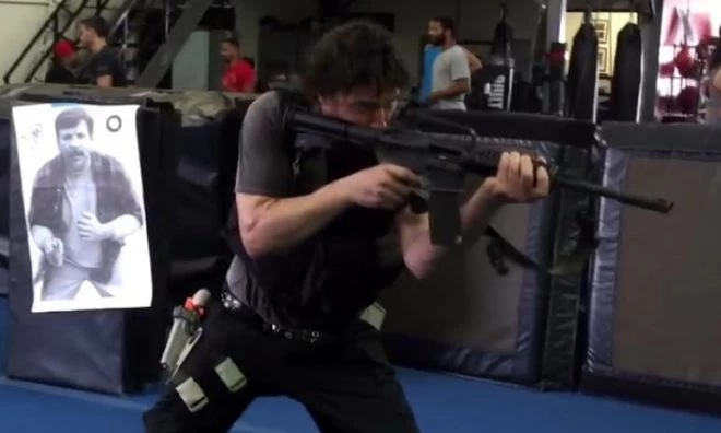 Βίντεο: Η προπόνηση του Κιάνου Ριβς στο tacktical training για τα «Τζον Γουίκ»